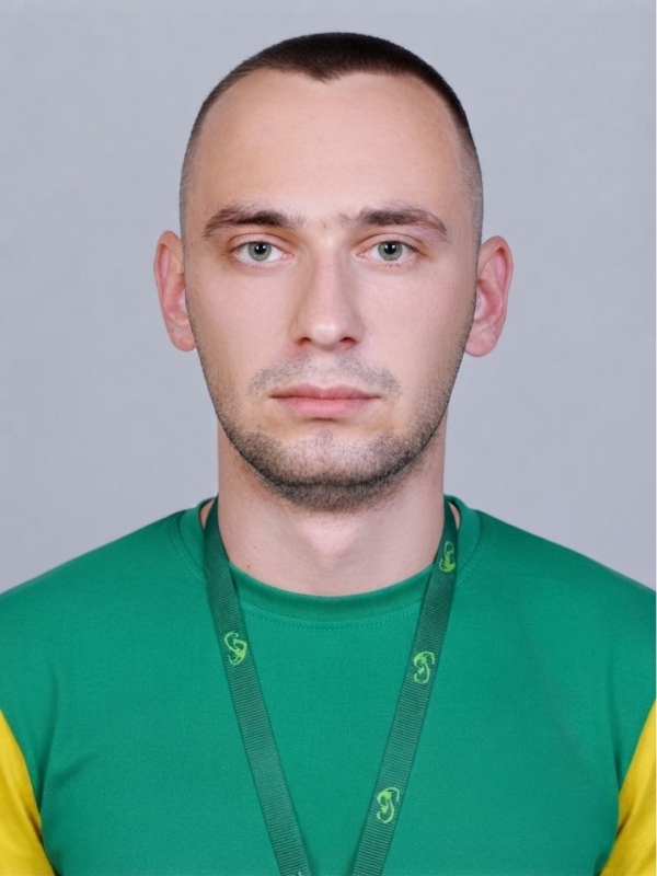 Василенко Микола Миколайович — парамедик служби медичного транспортування Здорова Родина